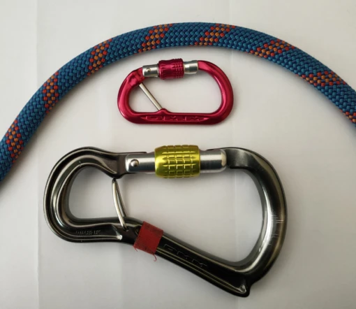 DMM XSRE Lock Captive Bar - Gear Carabiner -Climbing Equipment dmm xsre lock captive bar materialkarabiner 65ab15a429b34f47686f907e8568988b 1